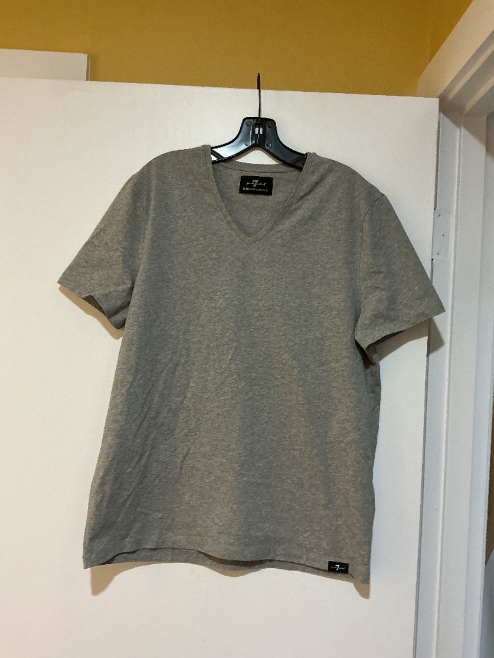 7 Seven for All Mankind Luxe Performance T shirt Grey